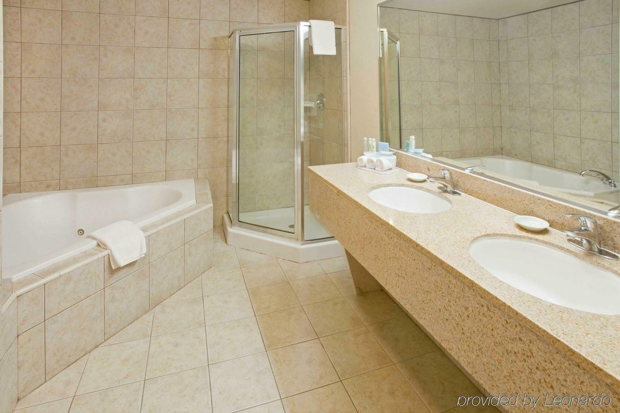 Holiday Inn Express & Suites - Pharr By Ihg Εξωτερικό φωτογραφία