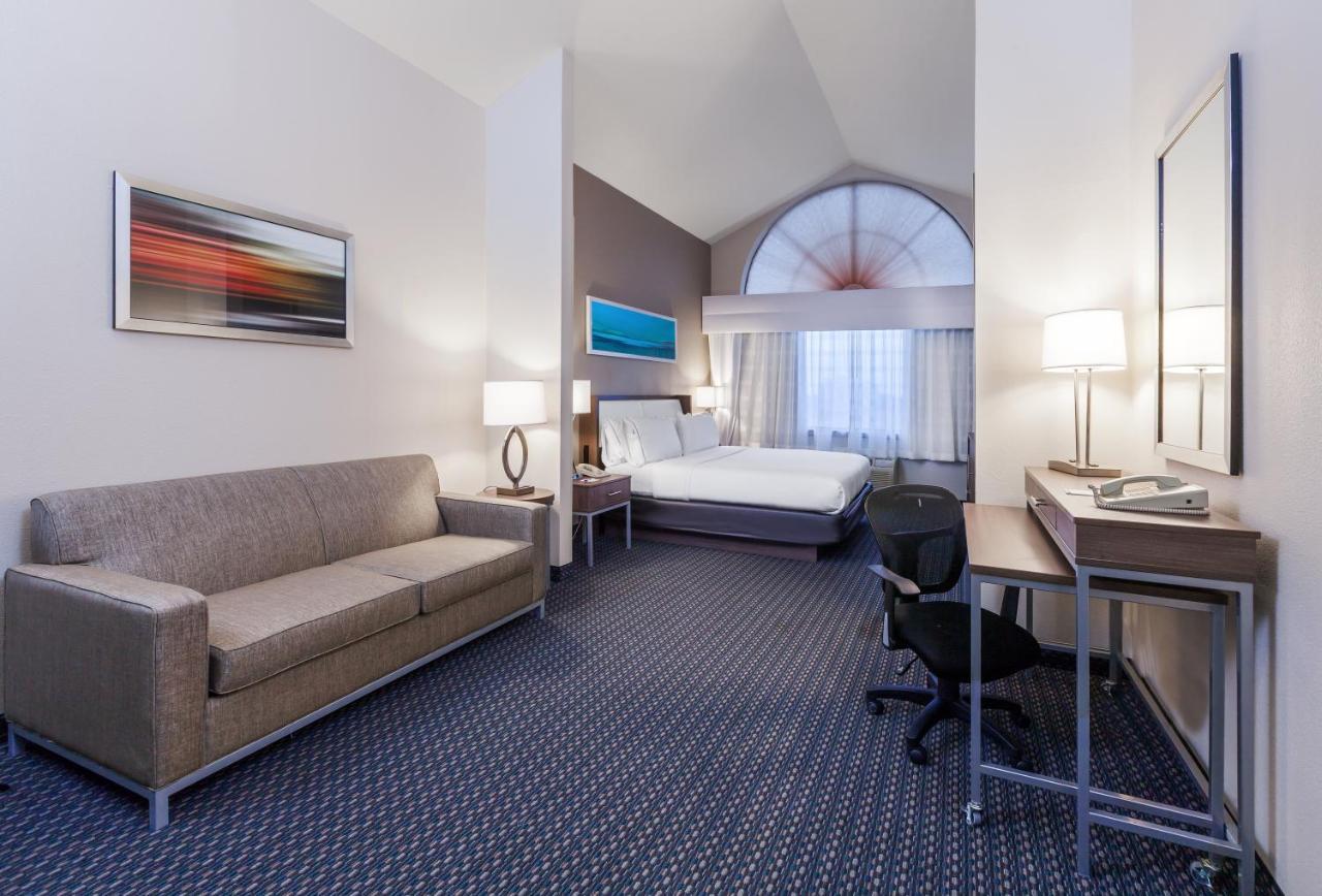 Holiday Inn Express & Suites - Pharr By Ihg Εξωτερικό φωτογραφία