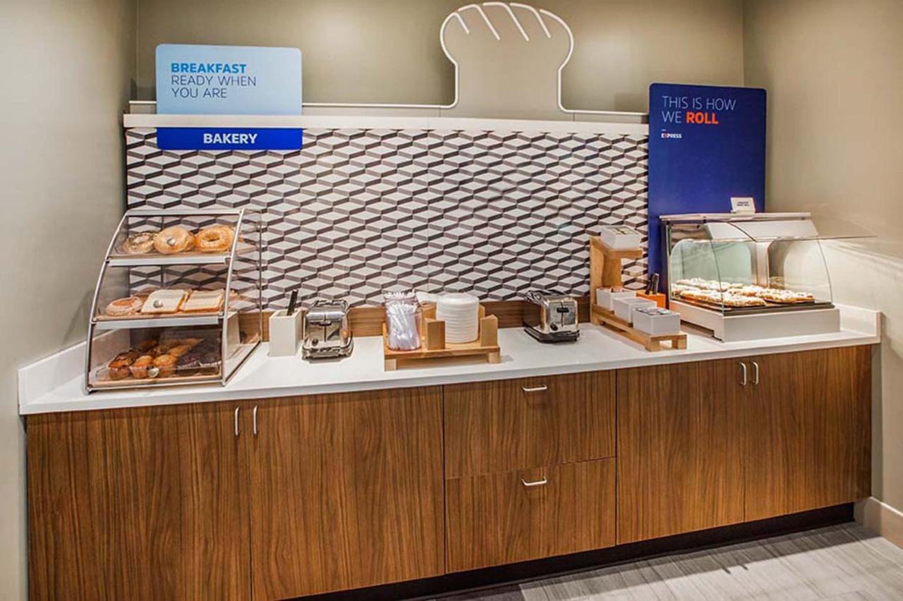 Holiday Inn Express & Suites - Pharr By Ihg Εξωτερικό φωτογραφία